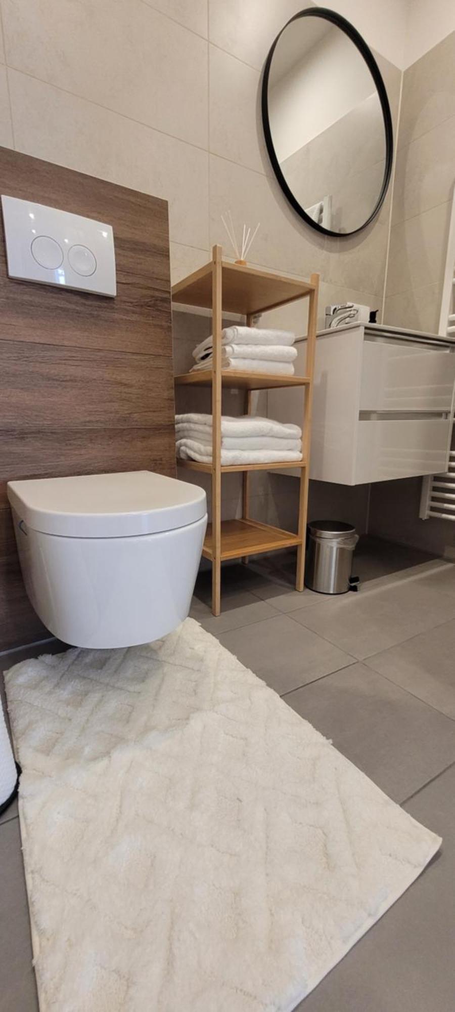 Altbauwohnung Mit Charme - Selbst Check In - Queensize Bett Βιέννη Εξωτερικό φωτογραφία